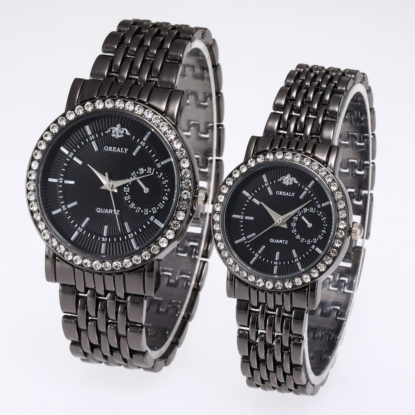 Montre classique et élégante pour couples – style business avec détails en diamant